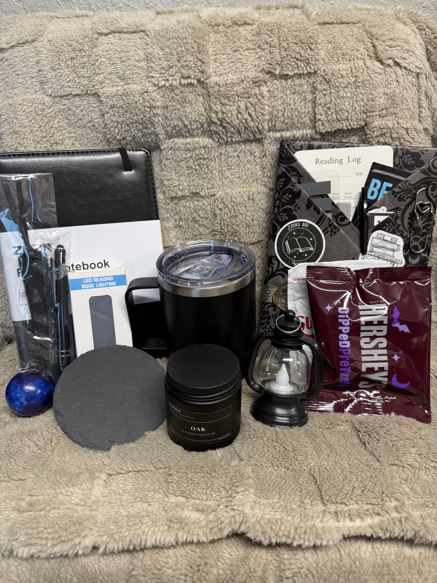 The Lantern Lodge - A Refined Reading Experience for Him