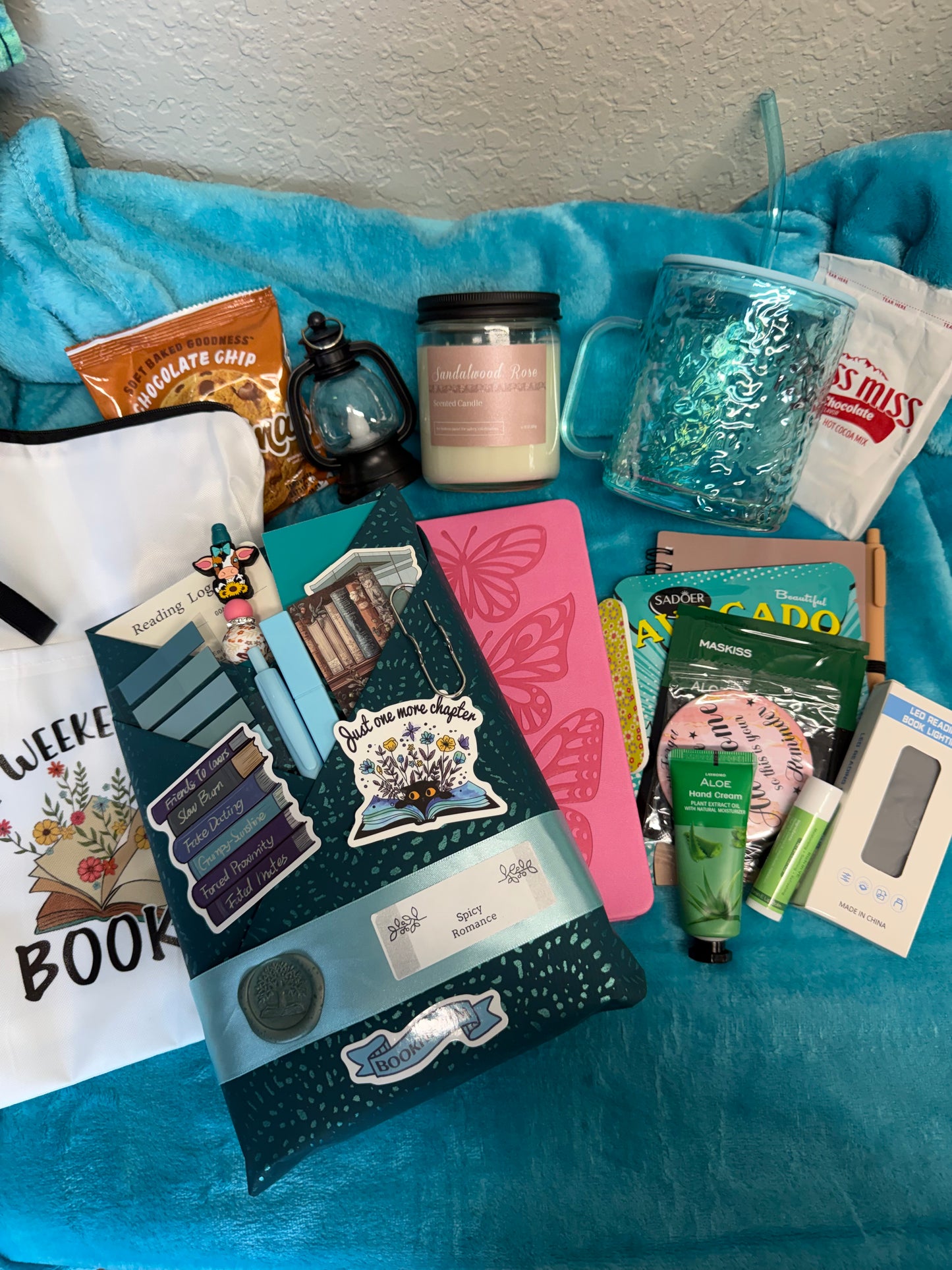 Cozy Comfort Collection - The Ultimate Reading Box