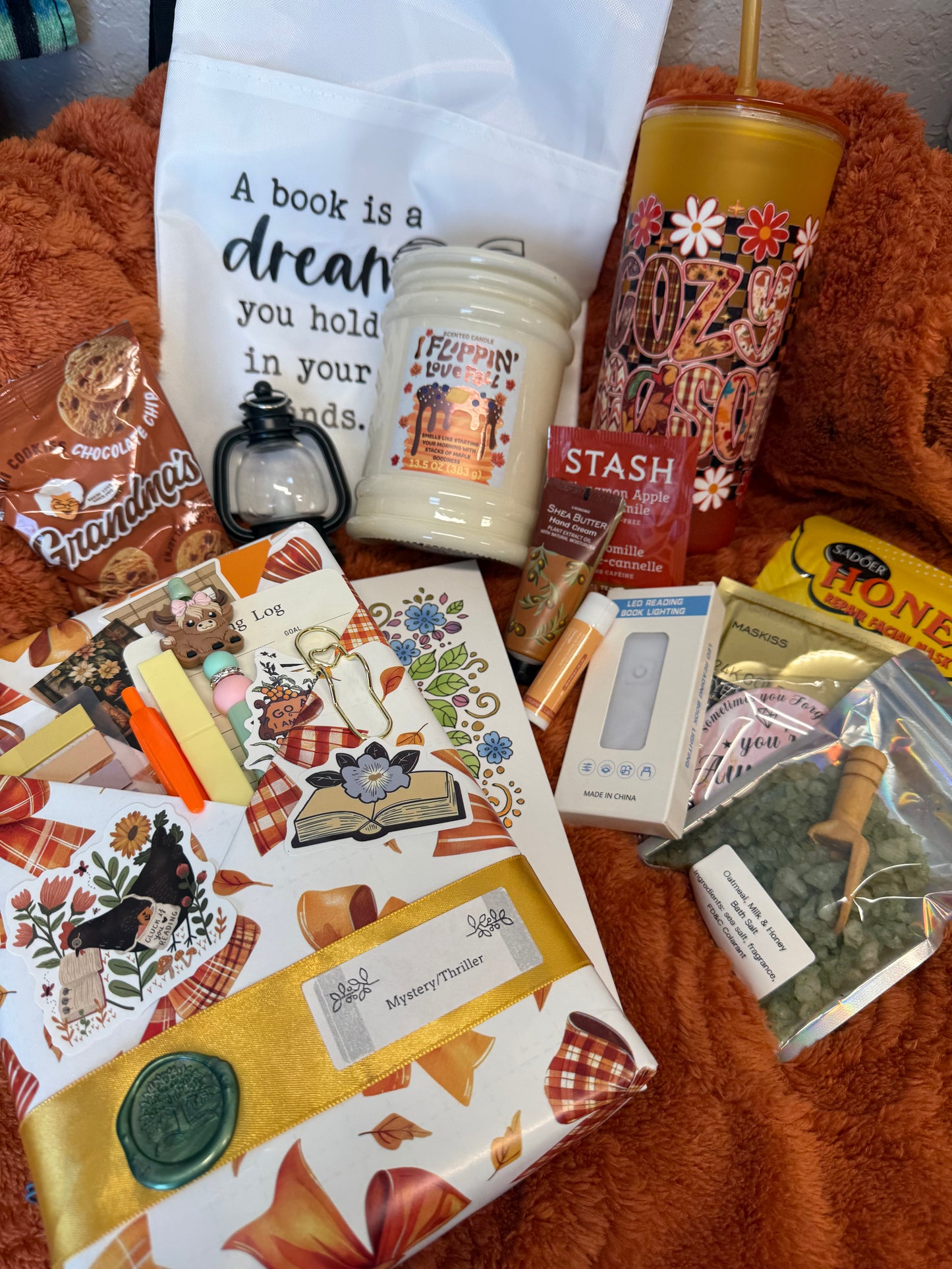 Cozy Comfort Collection - The Ultimate Reading Box