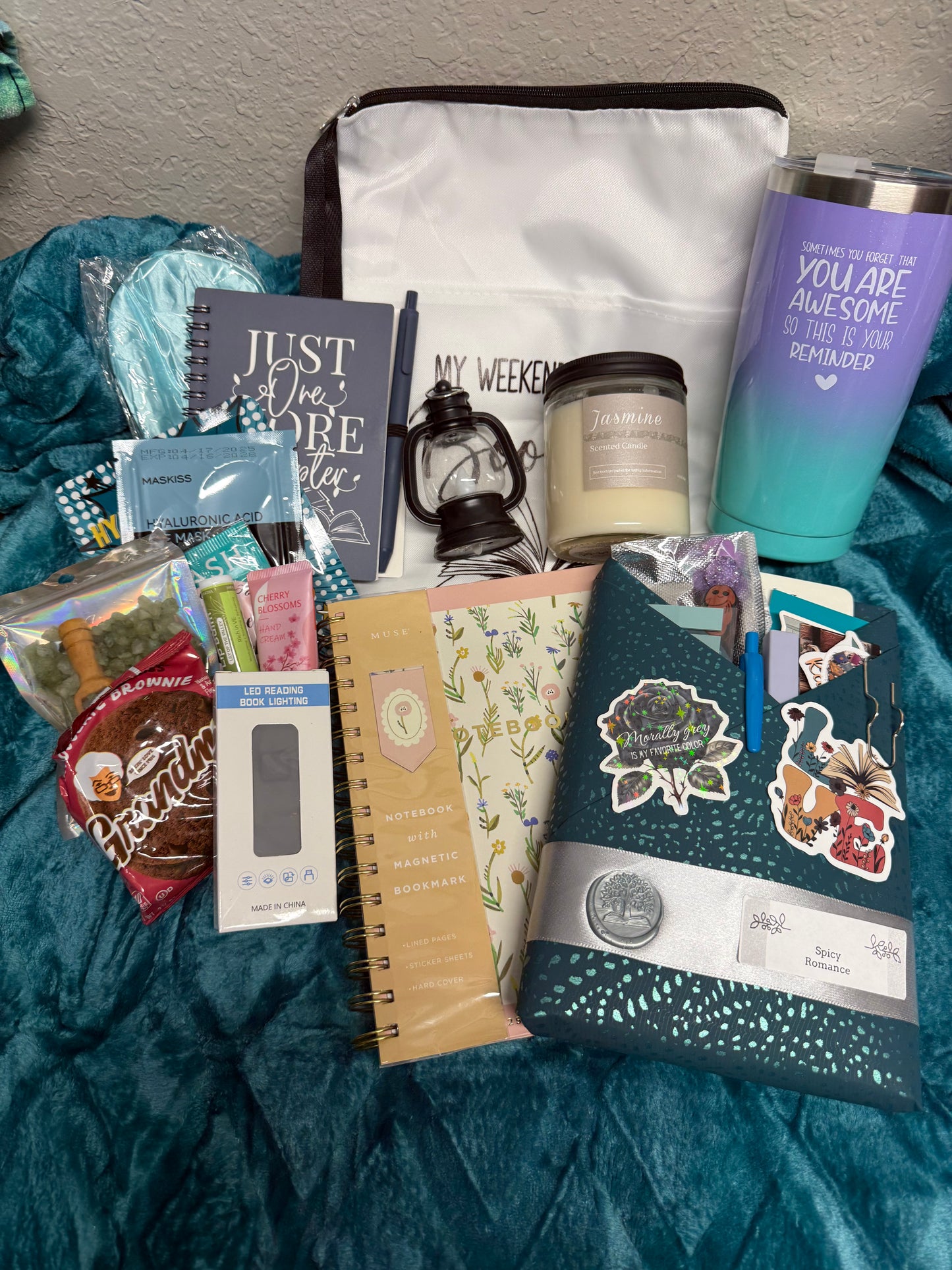 Cozy Comfort Collection - The Ultimate Reading Box