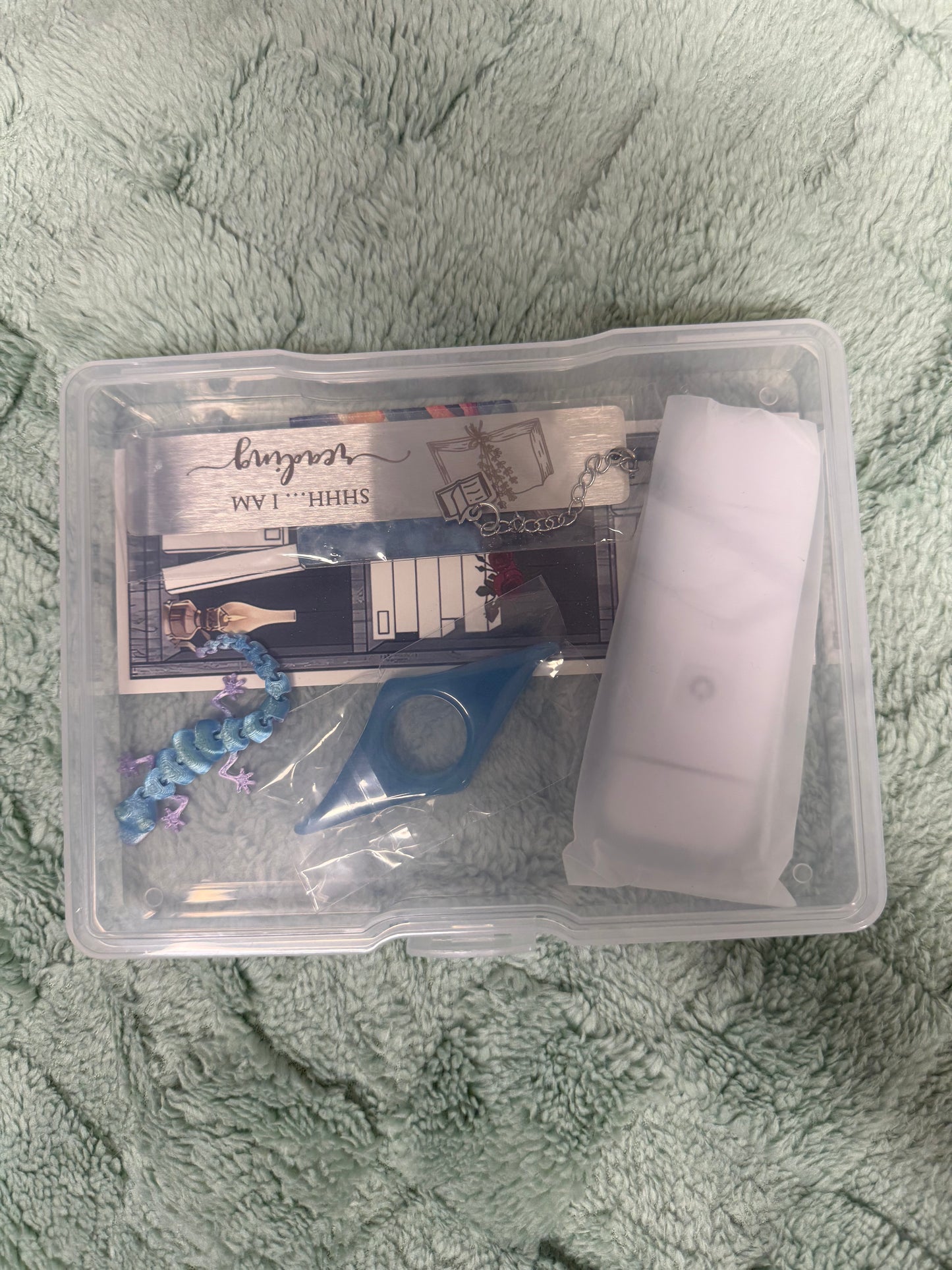 Readers Retreat Pack - Bookish Essentials for Every Reader