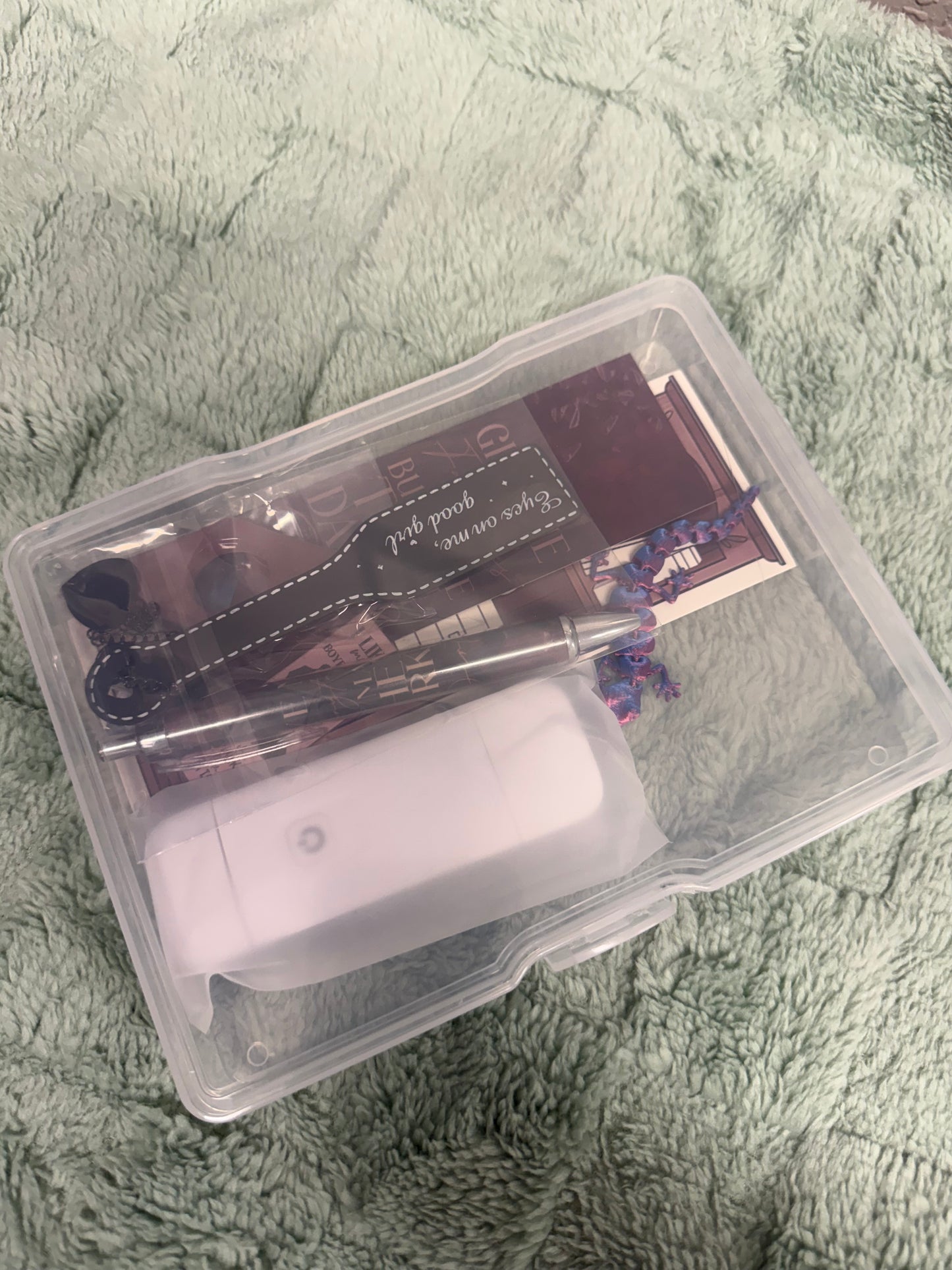 Readers Retreat Pack - Bookish Essentials for Every Reader